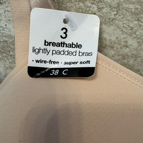 Seamless Breathable Lightly Padded Nude Bra- 38C - Picture 3 of 8